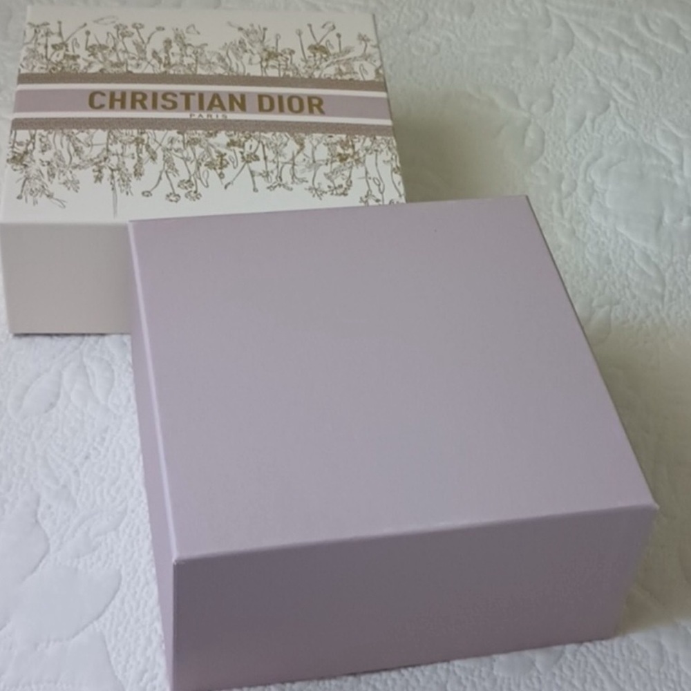 ✨💎DIOR💎✨LIMITED EDITION BOX! - Picture 4 of 5